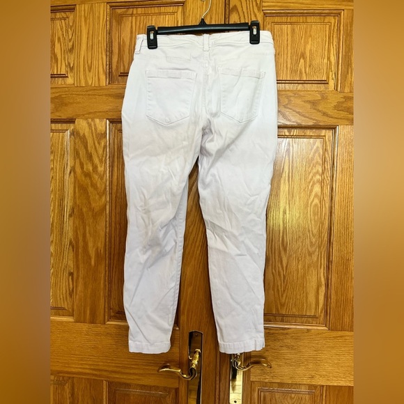 Bandolino - Lisbeth Cropped Pants - Picture 5 of 5